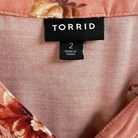 TORRID Women’s Floral Peasant Babydoll Style Blouse Hi Low Boho Size 2 2X Coral - Picture 7 of 13